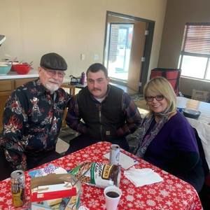 Meet your Posher, Dennis